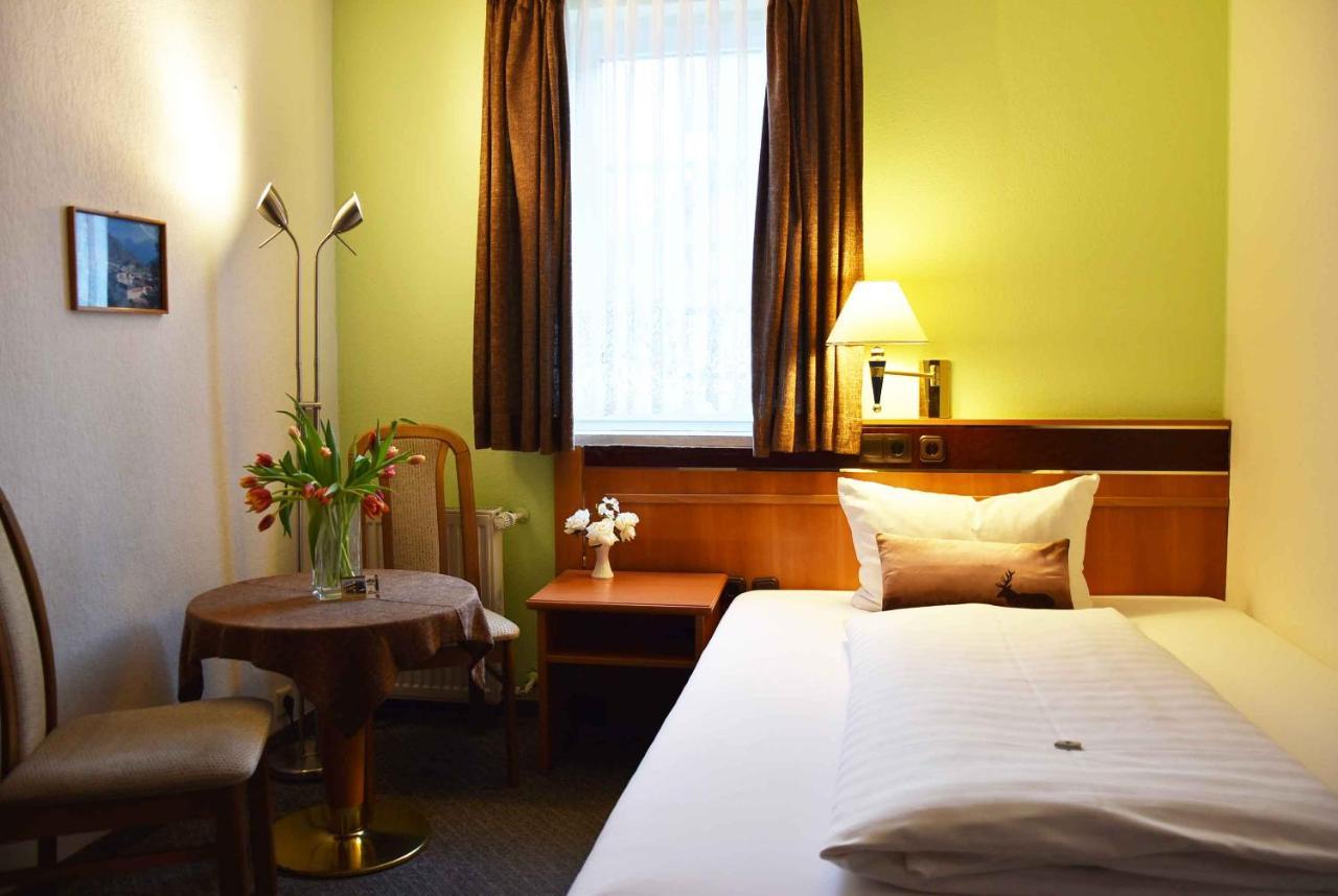 Landhotel Zum Hirsch Unterweissbach Eksteriør billede
